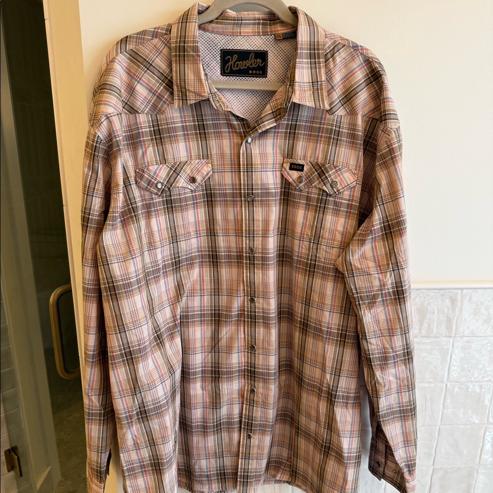 Howler Bros XXL long sleeve snap shirt